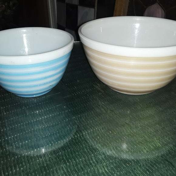 Vintage Pyrex; candy striped blue 401 - Picture 6 of 7